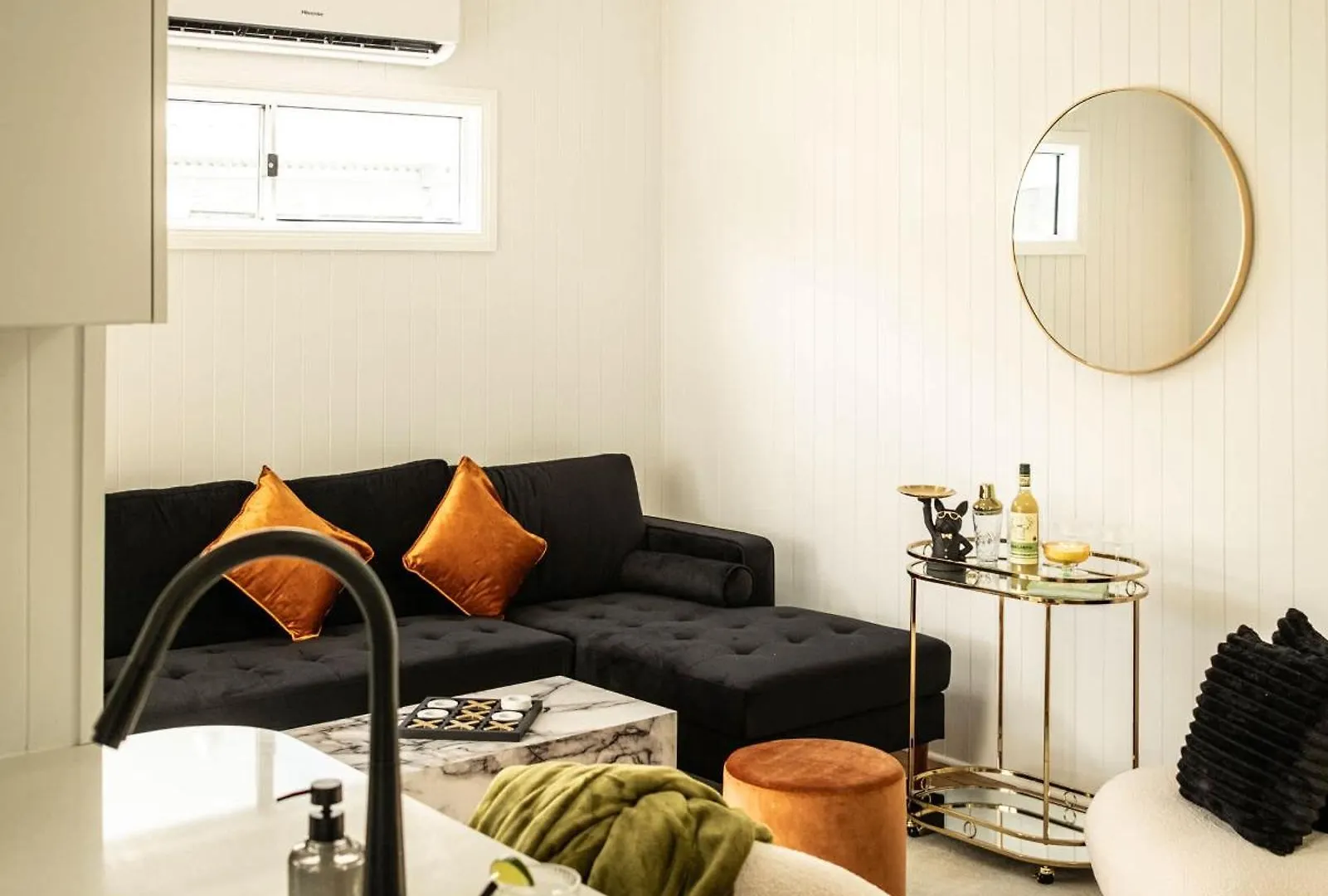 Urban Getaway Ipswich W Cottage