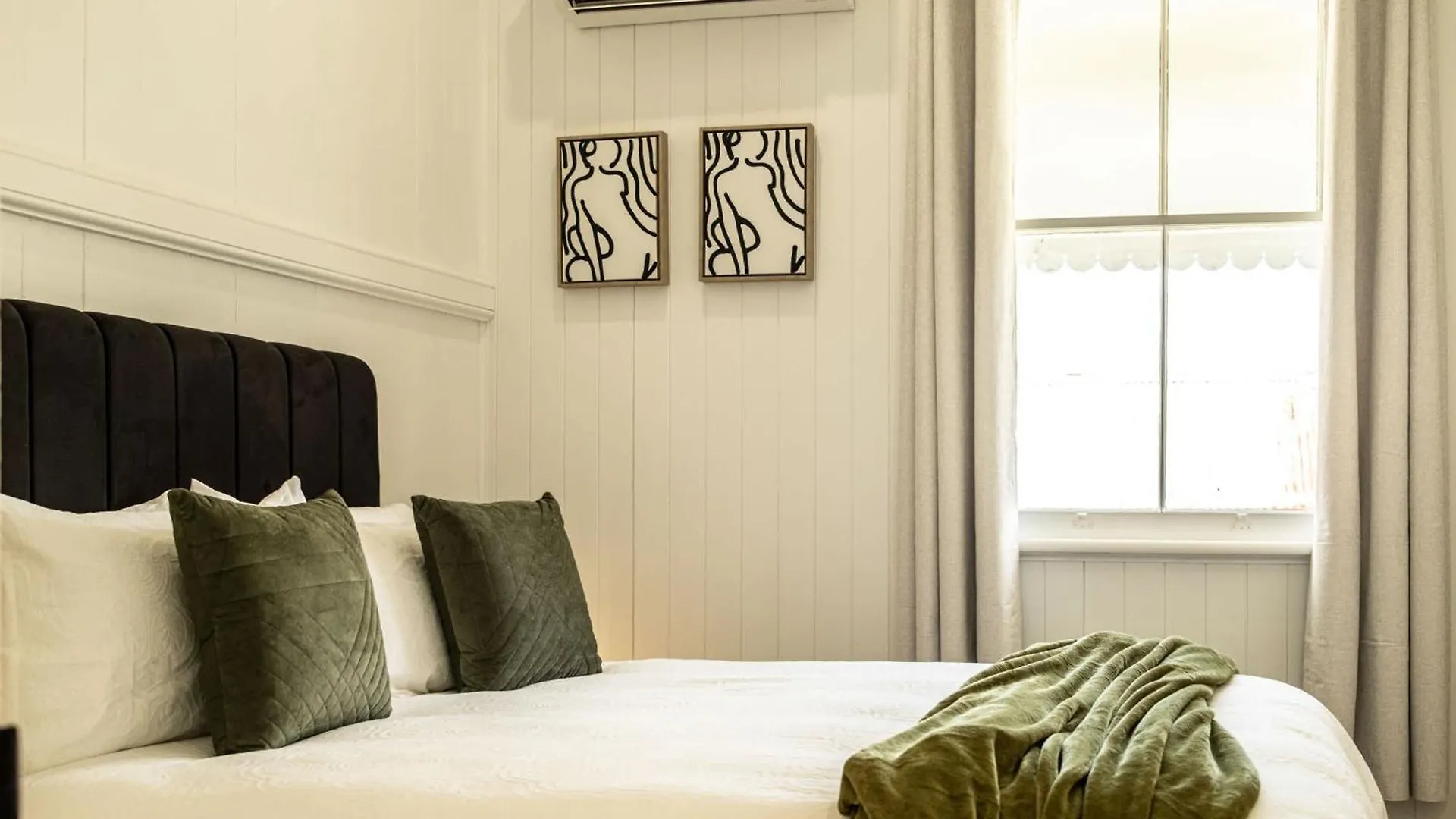 Holiday home Urban Getaway Ipswich W Cottage Australia